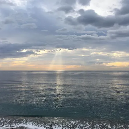 住宿加早餐酒店 茅舍住宿加早餐旅馆 SantʼAlessio Siculo